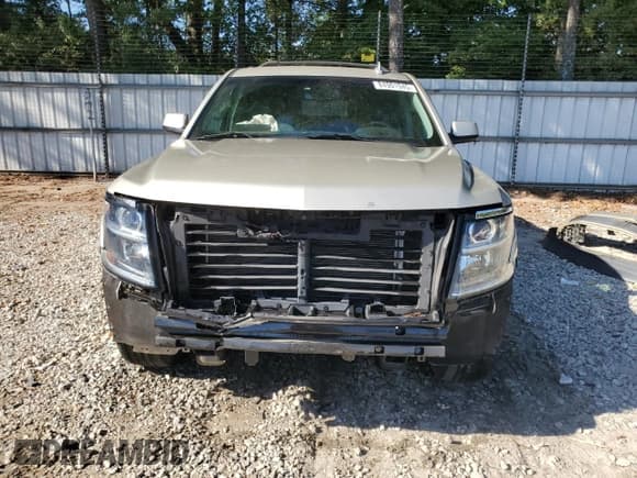 ✅ 2017 Chevrolet Suburban LT • VIN: 1GNSCHKC0HR158097 • Lot: 84901945. Listed on Copart with 123,331 mi. Free auction sales archive from the USA and detailed vehicle history report at DreamBid. Image 5.