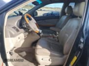 ✅ 2005 Lexus RX 330 • VIN: 2T2HA31U95C060435 • Lot: 92484115. Listed on Copart with 198,891 mi. Free auction sales archive from the USA and detailed vehicle history report at DreamBid. Image 7.