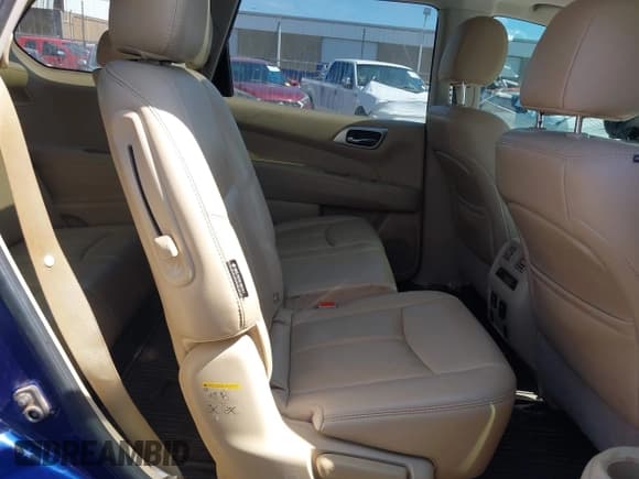 ✅ 2018 Nissan Pathfinder SL • VIN: 5N1DR2MM9JC678015 • Лот: 42775938. Опубликован ранее на IAAI с пробегом 101 859 миль. Бесплатный доступ к архиву аукционных продаж из США и подробный отчёт об истории автомобиля на DreamBid. Изображение 8.