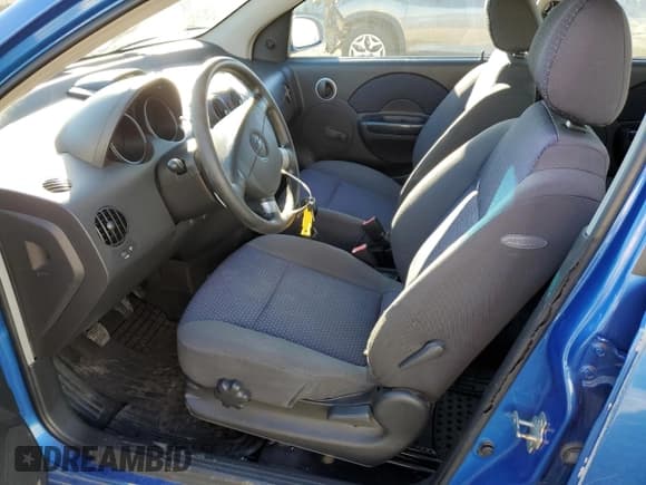 ✅ 2007 Chevrolet Aveo LS • VIN: KL1TD66647B789419 • Lot: 87662995. Wystawiony na Copart z przebiegiem 108 379 mil. Bezpłatny archiwum sprzedaży aukcyjnych z USA i szczegółowy raport historii pojazdu na DreamBid. Zdjęcie 7.