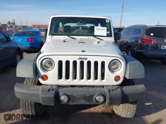 ✅ 2011 Jeep Wrangler Unlimited Sport • VIN: 1J4BA3H14BL577159 • Lot: 43593782. Listed on IAAI with 116,280 mi. Free auction sales archive from the USA and detailed vehicle history report at DreamBid. Image 12.
