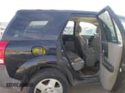 ✅ 2004 Saturn VUE V6 • VIN: 5GZCZ53404S896694 • Lot: 43796053. Wystawiony na IAAI z przebiegiem 186 322 mil. Bezpłatny archiwum sprzedaży aukcyjnych z USA i szczegółowy raport historii pojazdu na DreamBid. Zdjęcie 8.