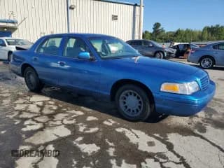 ✅ 1998 Ford Crown Victoria Police • VIN: 2FAFP71W8WX146583 • Лот: 85509355. Опубликован ранее на Copart с пробегом 130 124 миль. Бесплатный доступ к архиву аукционных продаж из США и подробный отчёт об истории автомобиля на DreamBid. Изображение 4.