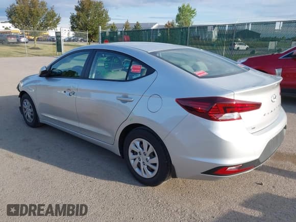 ✅ 2020 Hyundai Elantra SE • VIN: 5NPD74LF0LH522171 • Lot: 43099150. Listed on IAAI with 20,654 mi. Free auction sales archive from the USA and detailed vehicle history report at DreamBid. Image 3.