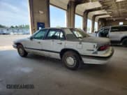 ✅ 1994 Buick LeSabre Custom • VIN: 1G4HP52L5RH457979 • Лот: 64993845. Опубликован ранее на Copart с пробегом 300 513 миль. Бесплатный доступ к архиву аукционных продаж из США и подробный отчёт об истории автомобиля на DreamBid. Изображение 2.