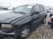 ✅ 2003 Chevrolet TrailBlazer LT • VIN: 1GNDS13S332156323 • Лот: 43741912. Опубликован ранее на IAAI с пробегом 211 309 миль. Бесплатный доступ к архиву аукционных продаж из США и подробный отчёт об истории автомобиля на DreamBid. Изображение 2.