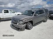✅ 2017 Chevrolet Suburban LT • VIN: 1GNSKHKCXHR335578 • Lot: 77782024. Wystawiony na Copart z przebiegiem Nie podano. Bezpłatny archiwum sprzedaży aukcyjnych z USA i szczegółowy raport historii pojazdu na DreamBid. Zdjęcie 1.