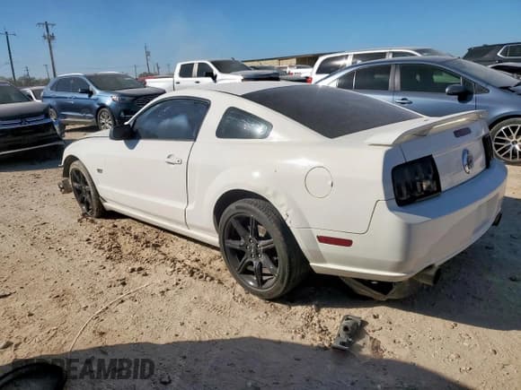 ✅ 2008 Ford Mustang GT Deluxe • VIN: 1ZVHT82H785199149 • Lot: 92412795. Listed on Copart with 137,519 mi. Free auction sales archive from the USA and detailed vehicle history report at DreamBid. Image 2.