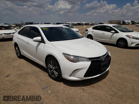 ✅ 2015 Toyota Camry XLE • VIN: 4T1BF1FK7FU110613 • Lot: 49833392. Listed on Copart with 103,115 mi. Free auction sales archive from the USA and detailed vehicle history report at DreamBid. Image 1.