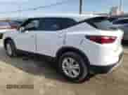 2021 Chevrolet Blazer LT z VIN 3GNKBHRS1MS537956, wystawiony jako Copart lot #39874203 z przebiegiem 38 771 mil mil oraz . Historia ofert i sprzedaży dostępna na DreamBid. Obrazek 2.