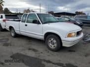 ✅ 1997 GMC Sonoma SLS • VIN: 1GTCS19X2V8516379 • Lot: 84080794. Wystawiony na Copart z przebiegiem 257 607 mil. Bezpłatny archiwum sprzedaży aukcyjnych z USA i szczegółowy raport historii pojazdu na DreamBid. Zdjęcie 4.