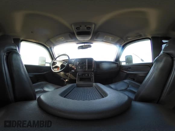 ✅ 2004 Chevrolet Silverado 2500HD LS • VIN: 1GCHC23284F216989 • Lot: 42315974. Listed on IAAI with 249,245 mi. Free auction sales archive from the USA and detailed vehicle history report at DreamBid. Image 18.