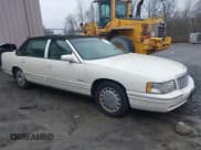 ✅ 1998 Cadillac DeVille • VIN: 1G6KD54Y9WU741343 • Lot: 43801574. Listed on IAAI with 83,863 mi. Free auction sales archive from the USA and detailed vehicle history report at DreamBid. Image 1.
