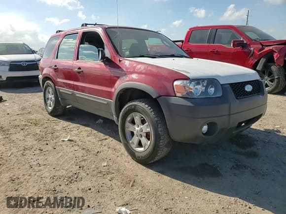 ✅ 2007 Ford Escape XLT • VIN: 1FMYU03187KA25718 • Lot: 91142115. Listed on Copart with 204,243 mi. Free auction sales archive from the USA and detailed vehicle history report at DreamBid. Image 13.