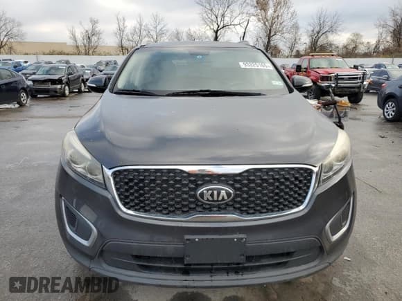 ✅ 2017 Kia Sorento LX • VIN: 5XYPG4A57HG320398 • Lot: 93325165. Listed on Copart with 176,585 mi. Free auction sales archive from the USA and detailed vehicle history report at DreamBid. Image 5.