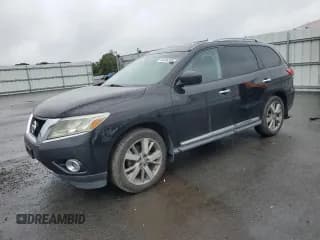 ✅ 2013 Nissan Pathfinder Platinum • VIN: 5N1AR2MM8DC648916 • Lot: 84366385. Wystawiony na Copart z przebiegiem 120 938 mil. Bezpłatny archiwum sprzedaży aukcyjnych z USA i szczegółowy raport historii pojazdu na DreamBid. Zdjęcie 1.