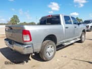 ✅ 2022 Ram 2500 Tradesman • VIN: 3C6UR5CJXNG251224 • Lot: 43541750. Wystawiony na IAAI z przebiegiem 167 400 mil. Bezpłatny archiwum sprzedaży aukcyjnych z USA i szczegółowy raport historii pojazdu na DreamBid. Zdjęcie 4.