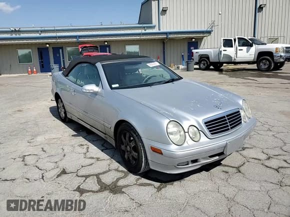 ✅ 2002 Mercedes-Benz CLK 320/430 • VIN: WDBLK65G72T097665 • Lot: 48947465. Wystawiony na Copart z przebiegiem 204 885 mil. Bezpłatny archiwum sprzedaży aukcyjnych z USA i szczegółowy raport historii pojazdu na DreamBid. Zdjęcie 11.