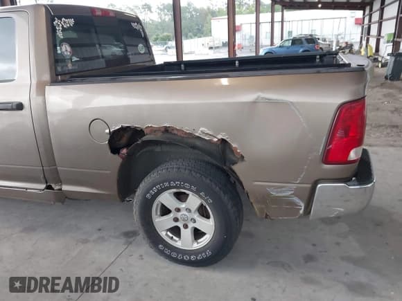 ✅ 2010 Dodge 1500 TRX • VIN: 1D7RV1GT3AS191102 • Lot: 42632715. Wystawiony na IAAI z przebiegiem 152 749 mil. Bezpłatny archiwum sprzedaży aukcyjnych z USA i szczegółowy raport historii pojazdu na DreamBid. Zdjęcie 19.