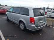 ✅ 2011 Dodge Grand Caravan Express • VIN: 2D4RN4DG9BR602124 • Lot: 43426833. Wystawiony na IAAI z przebiegiem 114 495 mil. Bezpłatny archiwum sprzedaży aukcyjnych z USA i szczegółowy raport historii pojazdu na DreamBid. Zdjęcie 3.