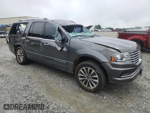 ✅ 2016 Lincoln Navigator Select • VIN: 5LMJJ3JT8GEL11855 • Lot: 67392805. Wystawiony na Copart z przebiegiem Nie podano. Bezpłatny archiwum sprzedaży aukcyjnych z USA i szczegółowy raport historii pojazdu na DreamBid. Zdjęcie 4.
