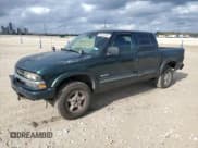 ✅ 2004 Chevrolet S-10 LS • VIN: 1GCDT13X64K118250 • Лот: 85076394. Опубликован ранее на Copart с пробегом 249 082 миль. Бесплатный доступ к архиву аукционных продаж из США и подробный отчёт об истории автомобиля на DreamBid. Изображение 1.