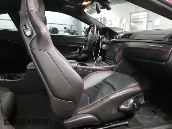 ✅ 2018 Maserati GranTurismo Sport • VIN: ZAM45VLA5J0254000 • Lot: 46976645. Listed on Copart with 20,180 mi. Free auction sales archive from the USA and detailed vehicle history report at DreamBid. Image 10.