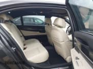 ✅ 2014 BMW 7 Series ALPINA B7 • VIN: WBAYE8C57ED134799 • Lot: 41891633. Wystawiony na IAAI z przebiegiem 96 411 mil. Bezpłatny archiwum sprzedaży aukcyjnych z USA i szczegółowy raport historii pojazdu na DreamBid. Zdjęcie 8.