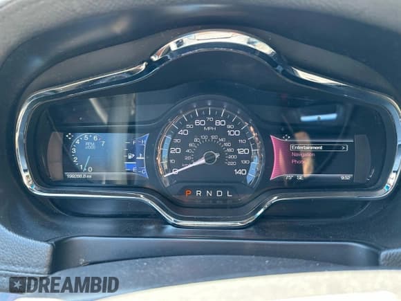 ✅ 2017 Lincoln MKT • VIN: 2LMHJ5NK3HBL01668 • Лот: 69916465. Опубликован ранее на Copart с пробегом 199 288 миль. Бесплатный доступ к архиву аукционных продаж из США и подробный отчёт об истории автомобиля на DreamBid. Изображение 8.