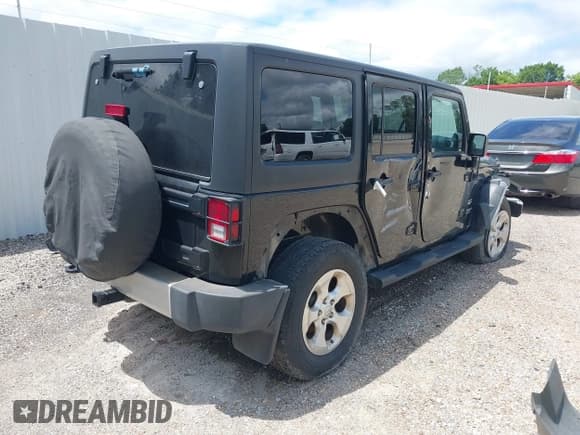 ✅ 2013 Jeep Wrangler Unlimited Sahara • VIN: 1C4HJWEG6DL609784 • Lot: 42216607. Wystawiony na IAAI z przebiegiem 202 653 mil. Bezpłatny archiwum sprzedaży aukcyjnych z USA i szczegółowy raport historii pojazdu na DreamBid. Zdjęcie 4.