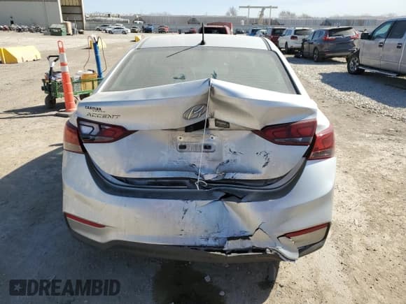 ✅ 2019 Hyundai Accent SE • VIN: 3KPC24A34KE071400 • Лот: 44619354. Опубликован ранее на Copart с пробегом 79 520 миль. Бесплатный доступ к архиву аукционных продаж из США и подробный отчёт об истории автомобиля на DreamBid. Изображение 6.