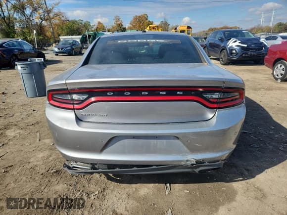 ✅ 2015 Dodge Charger SE • VIN: 2C3CDXBG7FH812909 • Лот: 91046525. Опубликован ранее на Copart с пробегом 78 434 миль. Бесплатный доступ к архиву аукционных продаж из США и подробный отчёт об истории автомобиля на DreamBid. Изображение 6.