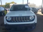 ✅ 2017 Jeep Renegade Latitude • VIN: ZACCJABB9HPG39918 • Lot: 43241769. Wystawiony na IAAI z przebiegiem 147 955 mil. Bezpłatny archiwum sprzedaży aukcyjnych z USA i szczegółowy raport historii pojazdu na DreamBid. Zdjęcie 12.