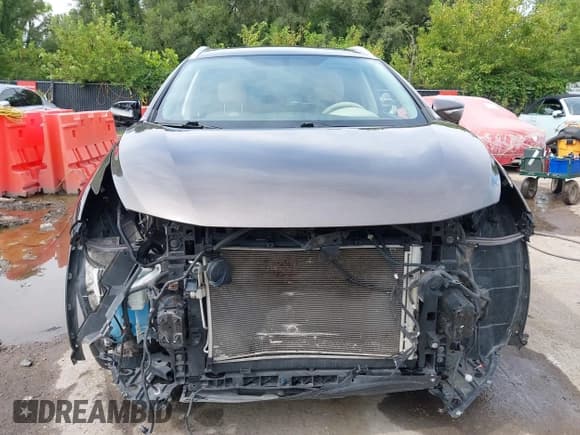 ✅ 2015 Nissan Murano SL • VIN: 5N1AZ2MH1FN224858 • Lot: 42930343. Wystawiony na IAAI z przebiegiem 127 299 mil. Bezpłatny archiwum sprzedaży aukcyjnych z USA i szczegółowy raport historii pojazdu na DreamBid. Zdjęcie 13.