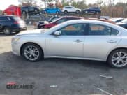 ✅ 2012 Nissan Maxima SV • VIN: 1N4AA5AP1CC841988 • Lot: 43603484. Wystawiony na IAAI z przebiegiem 117 599 mil. Bezpłatny archiwum sprzedaży aukcyjnych z USA i szczegółowy raport historii pojazdu na DreamBid. Zdjęcie 15.