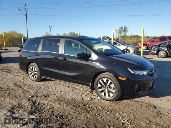 ✅ 2025 Honda Odyssey EX-L • VIN: 5FNRL6H66SB017125 • Lot: 82668365. Listed on Copart with 16,563 mi. Free auction sales archive from the USA and detailed vehicle history report at DreamBid. Image 4.