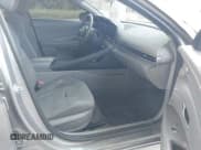 ✅ 2023 Hyundai Elantra SEL • VIN: KMHLS4AG4PU404301 • Лот: 43289112. Опубликован ранее на IAAI с пробегом 80 297 миль. Бесплатный доступ к архиву аукционных продаж из США и подробный отчёт об истории автомобиля на DreamBid. Изображение 5.