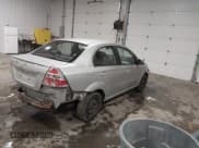 ✅ 2010 Chevrolet Aveo 1LT • VIN: KL1TD5DE6AB125781 • Lot: 41736173. Wystawiony na IAAI z przebiegiem 234 223 mil. Bezpłatny archiwum sprzedaży aukcyjnych z USA i szczegółowy raport historii pojazdu na DreamBid. Zdjęcie 4.