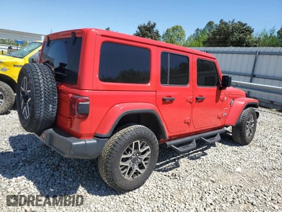 ✅ 2024 Jeep Wrangler Sahara • VIN: 1C4PJXEG6RW266773 • Lot: 53257415. Listed on Copart with 9,655 mi. Free auction sales archive from the USA and detailed vehicle history report at DreamBid. Image 3.