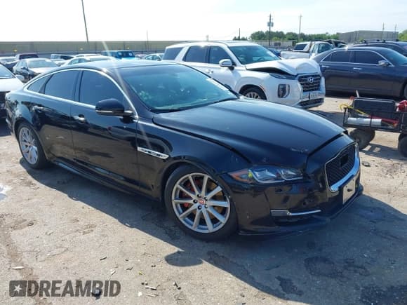 ✅ 2017 Jaguar XJ R-Sport • VIN: SAJWA1C76H8W08819 • Lot: 42181569. Wystawiony na IAAI z przebiegiem 126 679 mil. Bezpłatny archiwum sprzedaży aukcyjnych z USA i szczegółowy raport historii pojazdu na DreamBid. Zdjęcie 1.