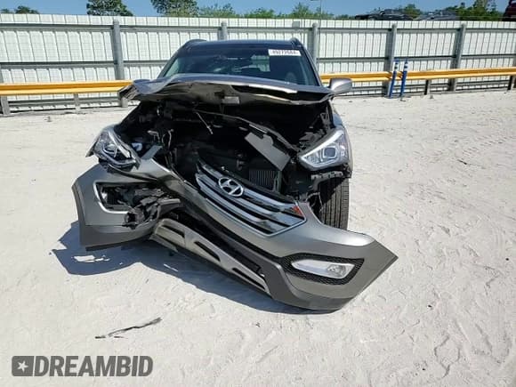 ✅ 2015 Hyundai Santa Fe • VIN: 5XYZW4LA2FG268889 • Lot: 49272684. Wystawiony na Copart z przebiegiem 91 434 mil. Bezpłatny archiwum sprzedaży aukcyjnych z USA i szczegółowy raport historii pojazdu na DreamBid. Zdjęcie 11.