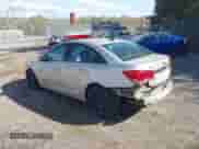 2014 Chevrolet Cruze LS z VIN 1G1PA5SG4E7425909, wystawiony jako IAAI lot #43494913 z przebiegiem 76 172 mil mil oraz . Historia ofert i sprzedaży dostępna na DreamBid. Obrazek 3.