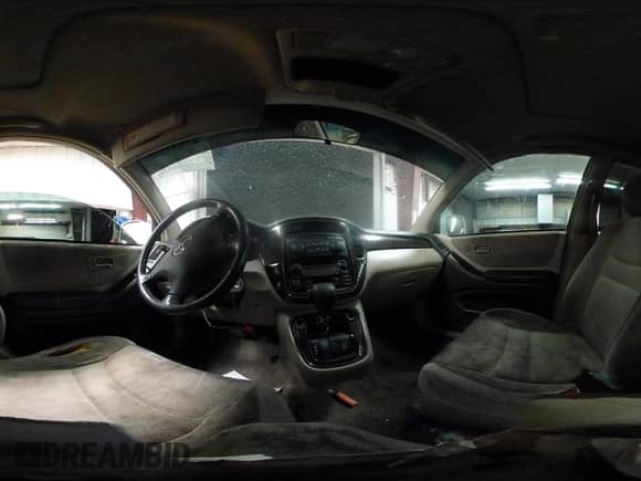 2001 Toyota Highlander с VIN JTEHF21A610028080, выставлен на аукционе IAAI как лот 43011016 с пробегом 254 001 миль миль и . История ставок и продаж доступна на DreamBid. Изображение 18.