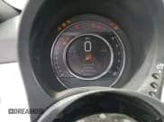 ✅ 2015 FIAT 500 Sport • VIN: 3C3CFFBRXFT647869 • Лот: 67601565. Опубликован ранее на Copart с пробегом 89 569 миль. Бесплатный доступ к архиву аукционных продаж из США и подробный отчёт об истории автомобиля на DreamBid. Изображение 9.