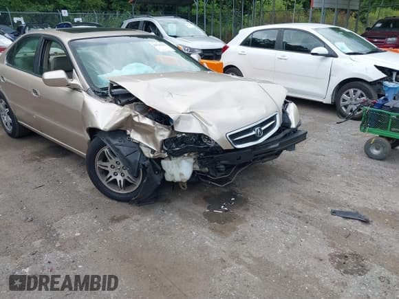 ✅ 2001 Acura TL • VIN: 19UUA56661A007197 • Lot: 41154669. Wystawiony na IAAI z przebiegiem 163 122 mil. Bezpłatny archiwum sprzedaży aukcyjnych z USA i szczegółowy raport historii pojazdu na DreamBid. Zdjęcie 1.