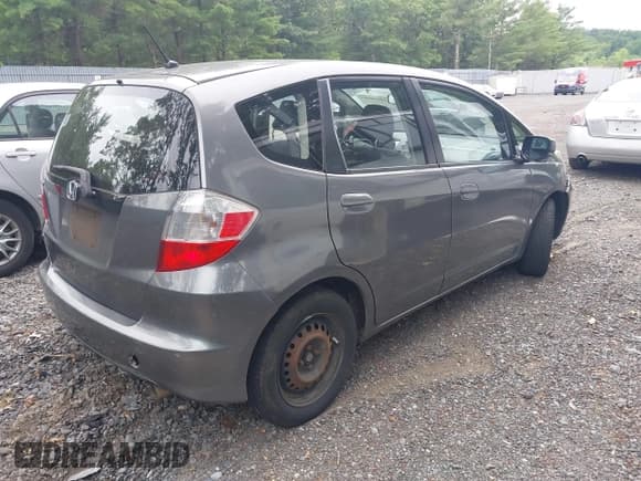 ✅ 2012 Honda Fit • VIN: JHMGE8G30CC023620 • Лот: 42604086. Опубликован ранее на IAAI с пробегом 157 909 миль. Бесплатный доступ к архиву аукционных продаж из США и подробный отчёт об истории автомобиля на DreamBid. Изображение 4.