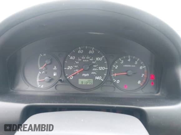 ✅ 2000 Mazda Protege ES • VIN: JM1BJ2231Y0266406 • Lot: 41830581. Wystawiony na IAAI z przebiegiem 91 375 mil. Bezpłatny archiwum sprzedaży aukcyjnych z USA i szczegółowy raport historii pojazdu na DreamBid. Zdjęcie 7.