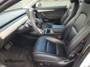 ✅ 2021 Tesla Model 3 Long Range • VIN: 5YJ3E1EB5MF004003 • Lot: 56908295. Wystawiony na Copart z przebiegiem 52 918 mil. Bezpłatny archiwum sprzedaży aukcyjnych z USA i szczegółowy raport historii pojazdu na DreamBid. Zdjęcie 7.