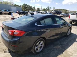 ✅ 2018 Chevrolet Cruze LT • VIN: 1G1BE5SM7J7138711 • Lot: 46753963. Listed on Copart with 82,379 mi. Free auction sales archive from the USA and detailed vehicle history report at DreamBid. Image 3.