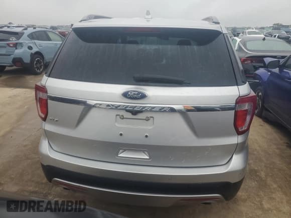 ✅ 2017 Ford Explorer XLT • VIN: 1FM5K7D86HGA61974 • Lot: 50249405. Listed on Copart with 120,097 mi. Free auction sales archive from the USA and detailed vehicle history report at DreamBid. Image 6.